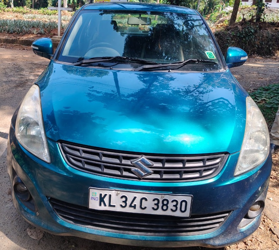 MARUTI DZIRE in Ernakulam